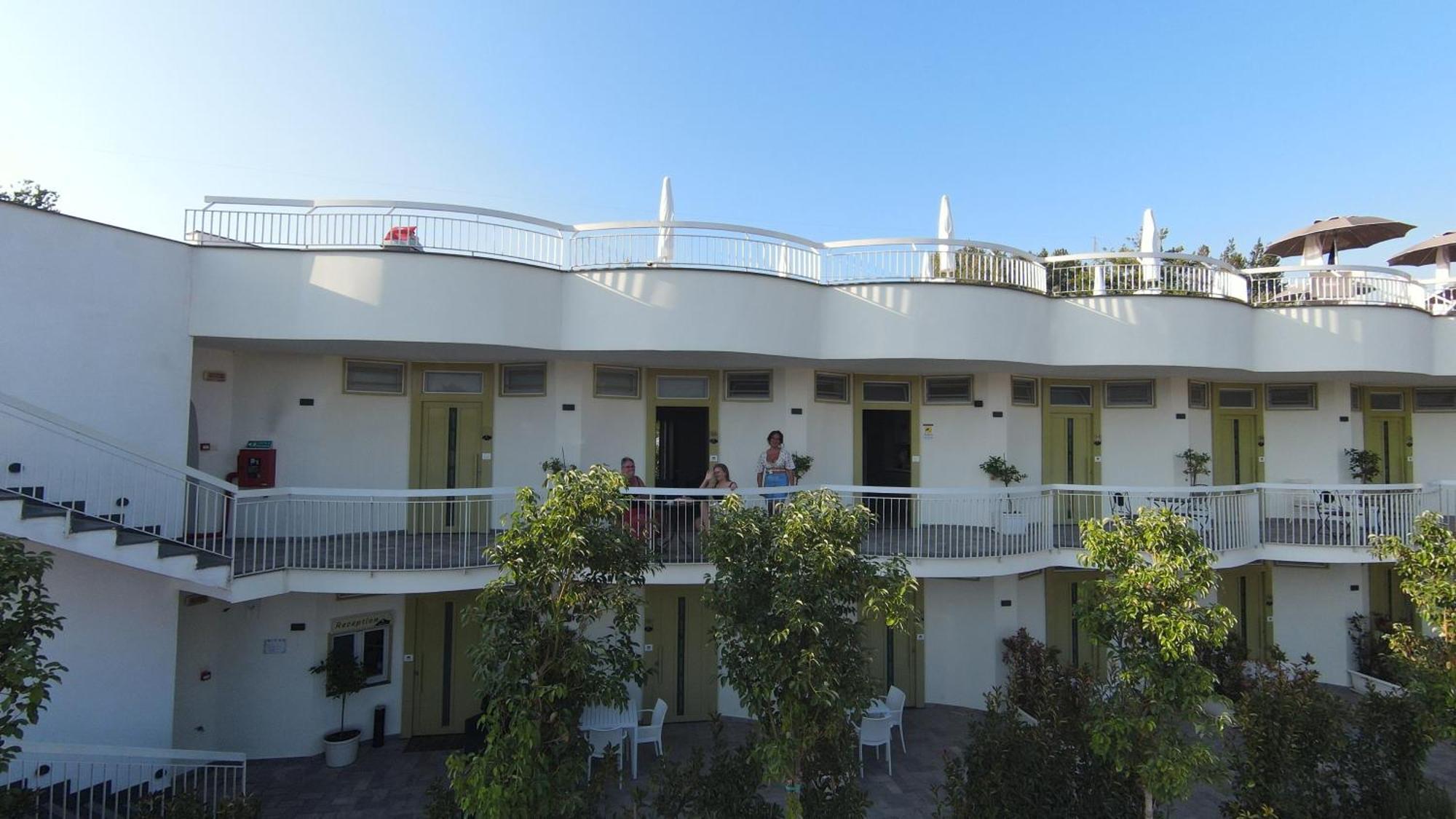 Vesuvio Inn Bed & Wine Experience Boscotrecase Екстер'єр фото